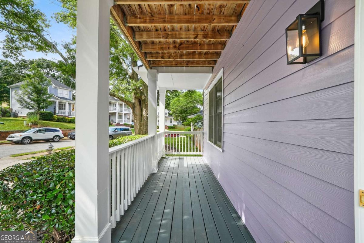 1045 High Point TER SW