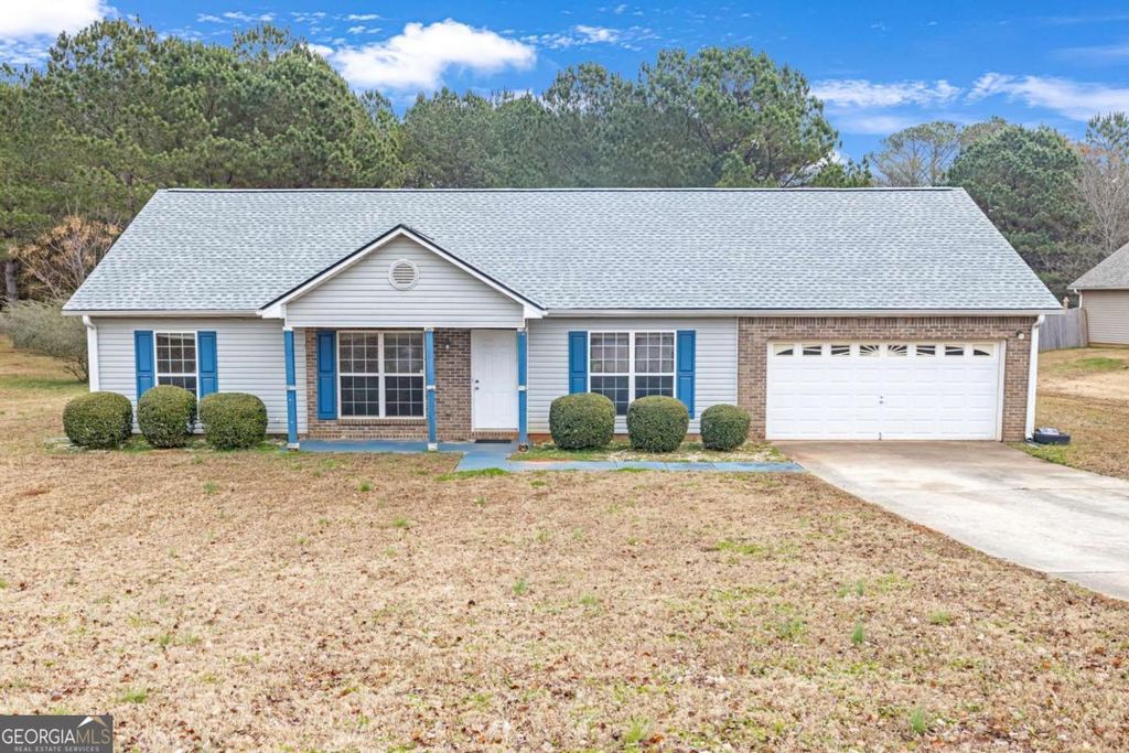 Photo of 1050 Longview Trail, Griffin, GA 30223 (MLS # 10655584)