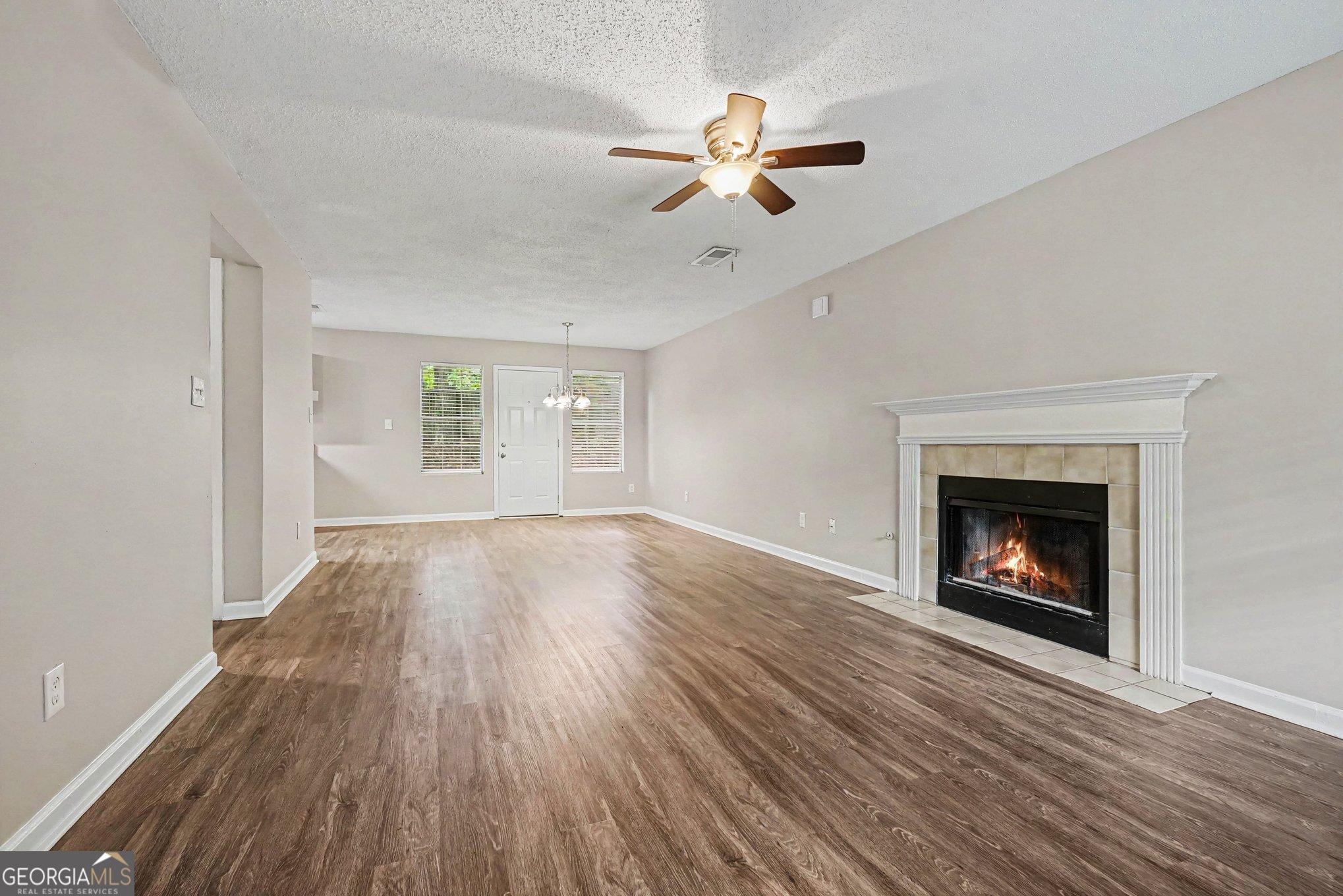 2912 Pavia CIR
