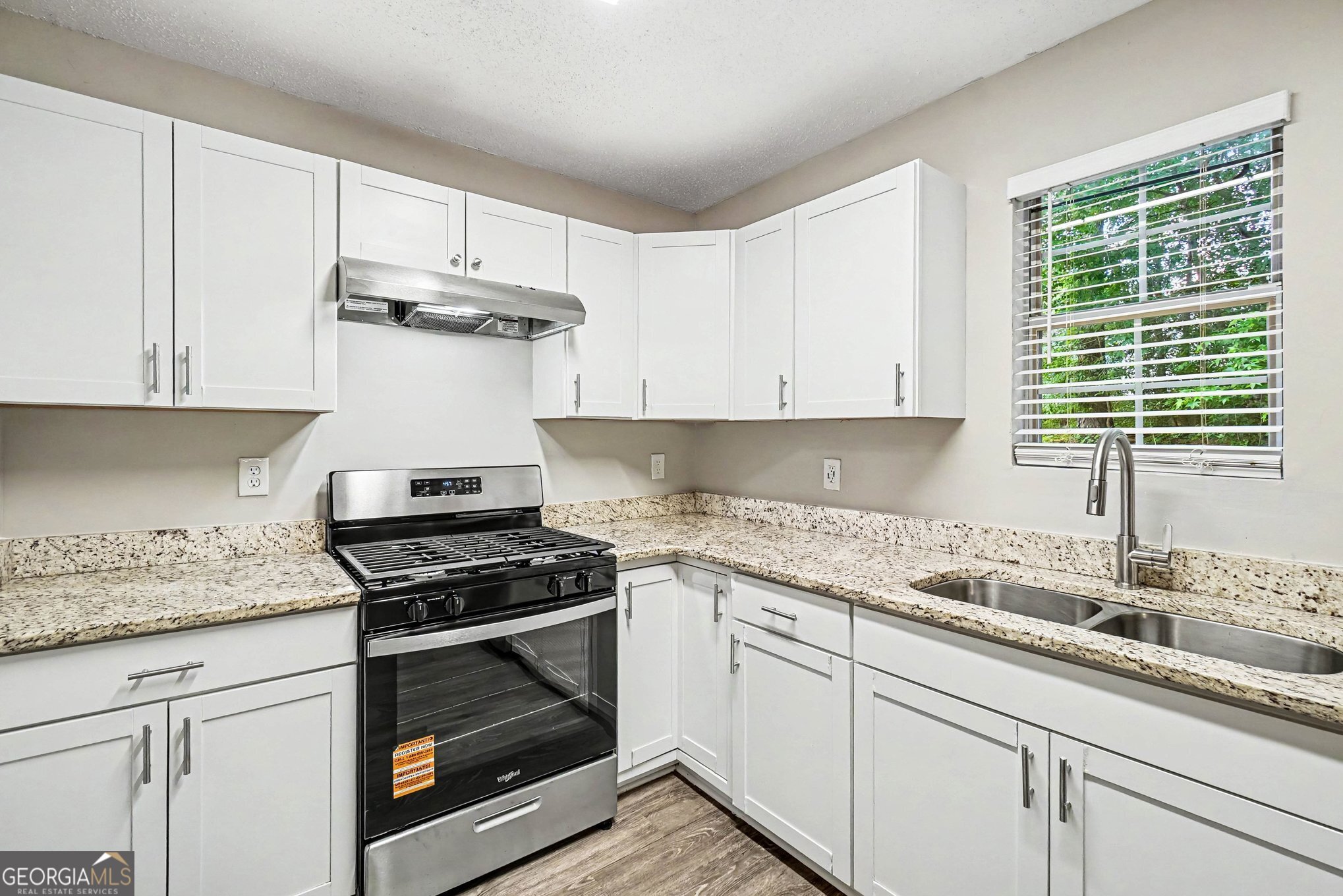 2912 Pavia CIR