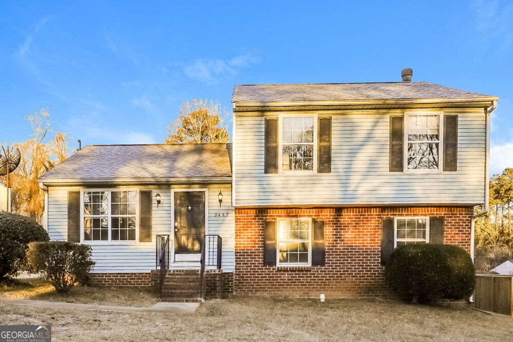 Photo of 3467 Meadowlane Place SW, Atlanta, GA 30331 (MLS # 10683473)