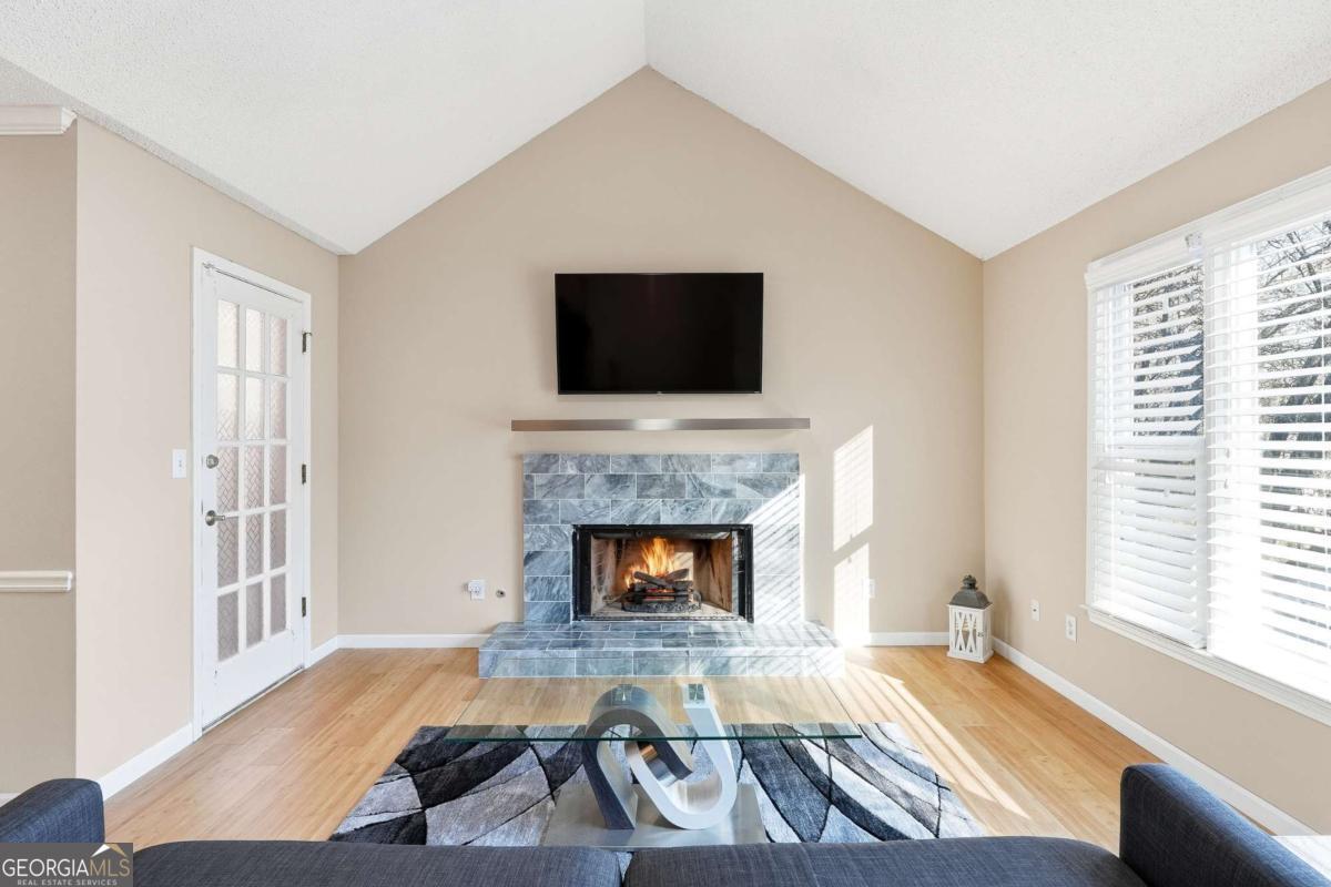 1143 Etowah Valley LN