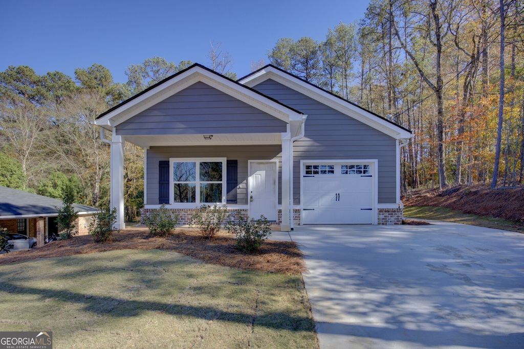 Photo of 9213 Westview Drive, Covington, GA 30014 (MLS # 10700982)