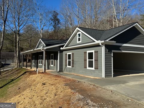 A home in Hayesville
