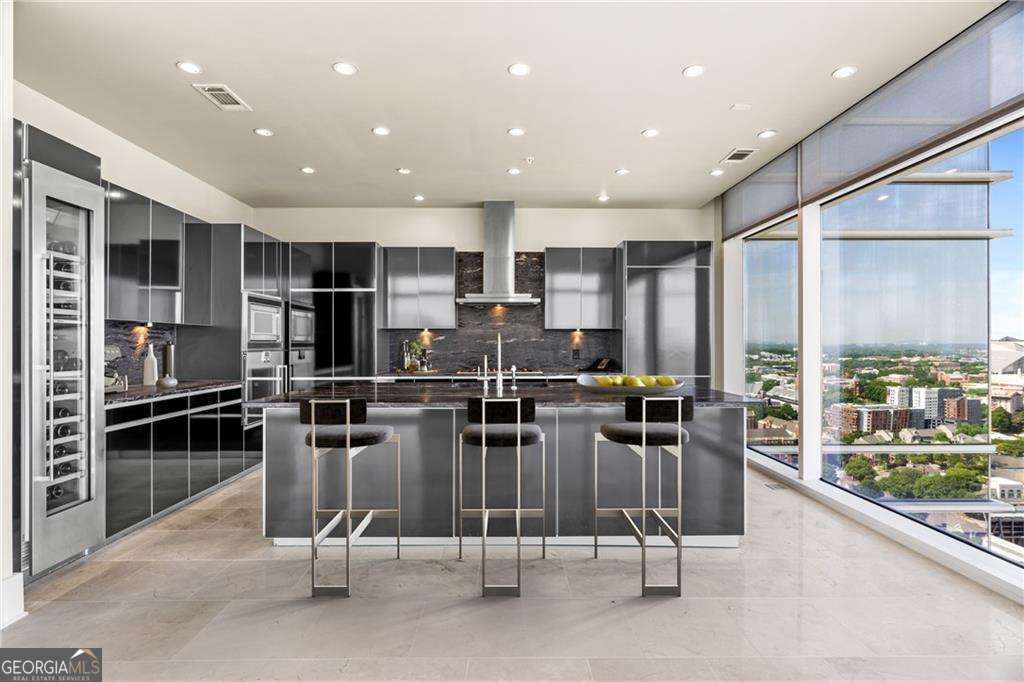 45 Ivan Allen Jr BLVD NW 2602