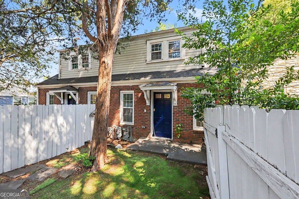 Photo of 1251 Monroe Dr NE, Atlanta, GA 30306 (MLS # 10848398)