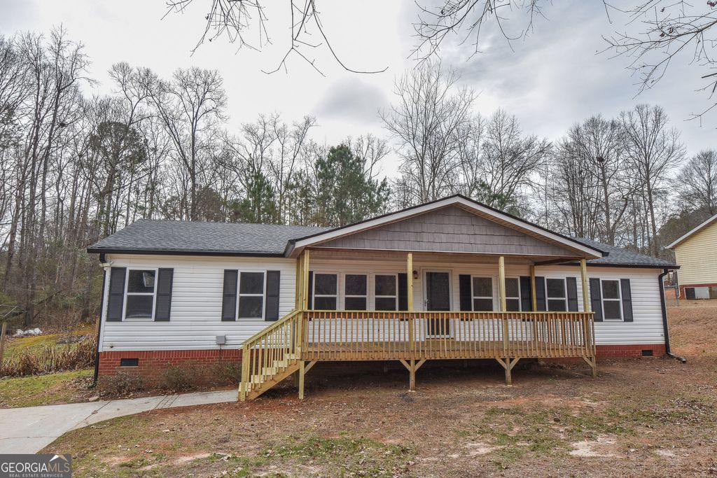 Photo of 205 Bradley Road, Jackson, GA 30233 (MLS # 10684593)