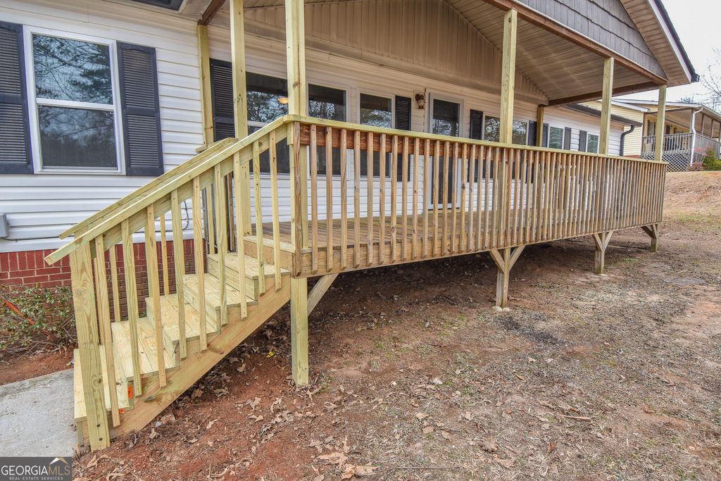 Photo of 205 Bradley Road, Jackson, GA 30233 (MLS # 10684593)