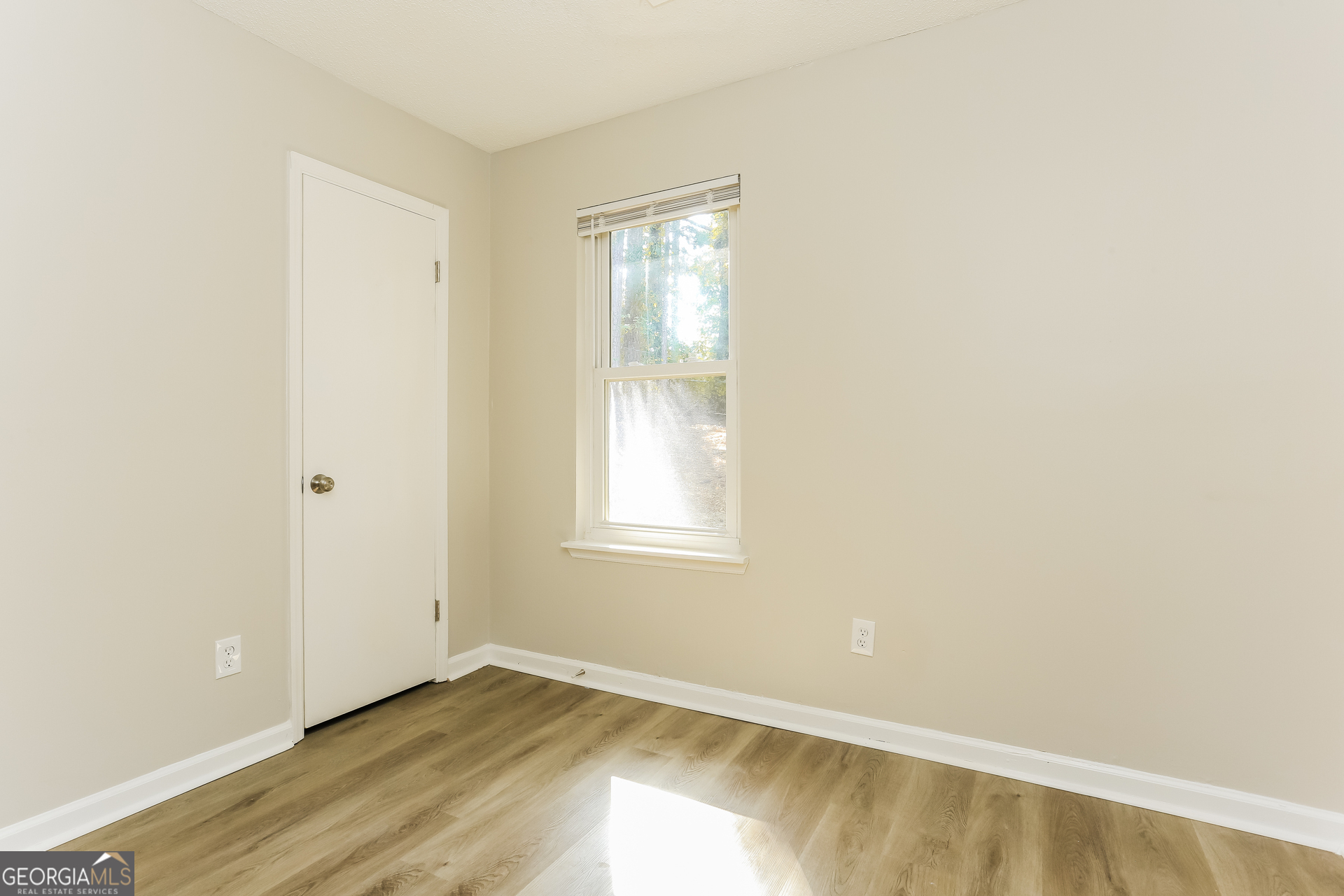 BRANDON HILL - Residential Lease