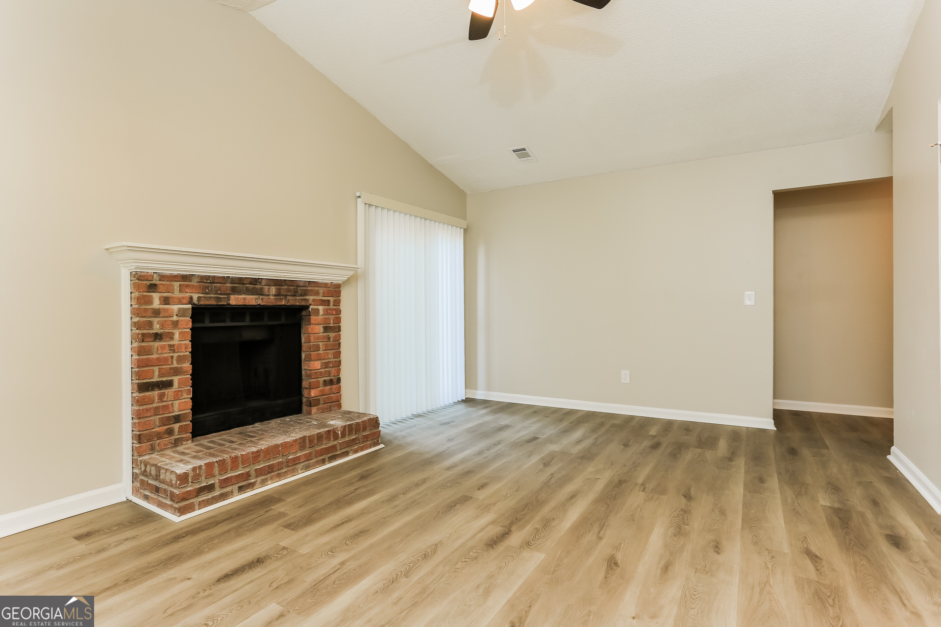 BRANDON HILL - Residential Lease