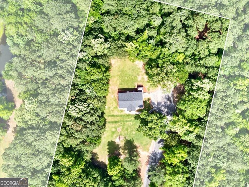 Photo of 723 Summers McKoy Road, Newnan, GA 30263 (MLS # 10773603)
