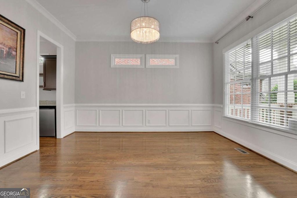 Photo of 3245 Lynwood Drive NE, Atlanta, GA 30319 (MLS # 10698470)