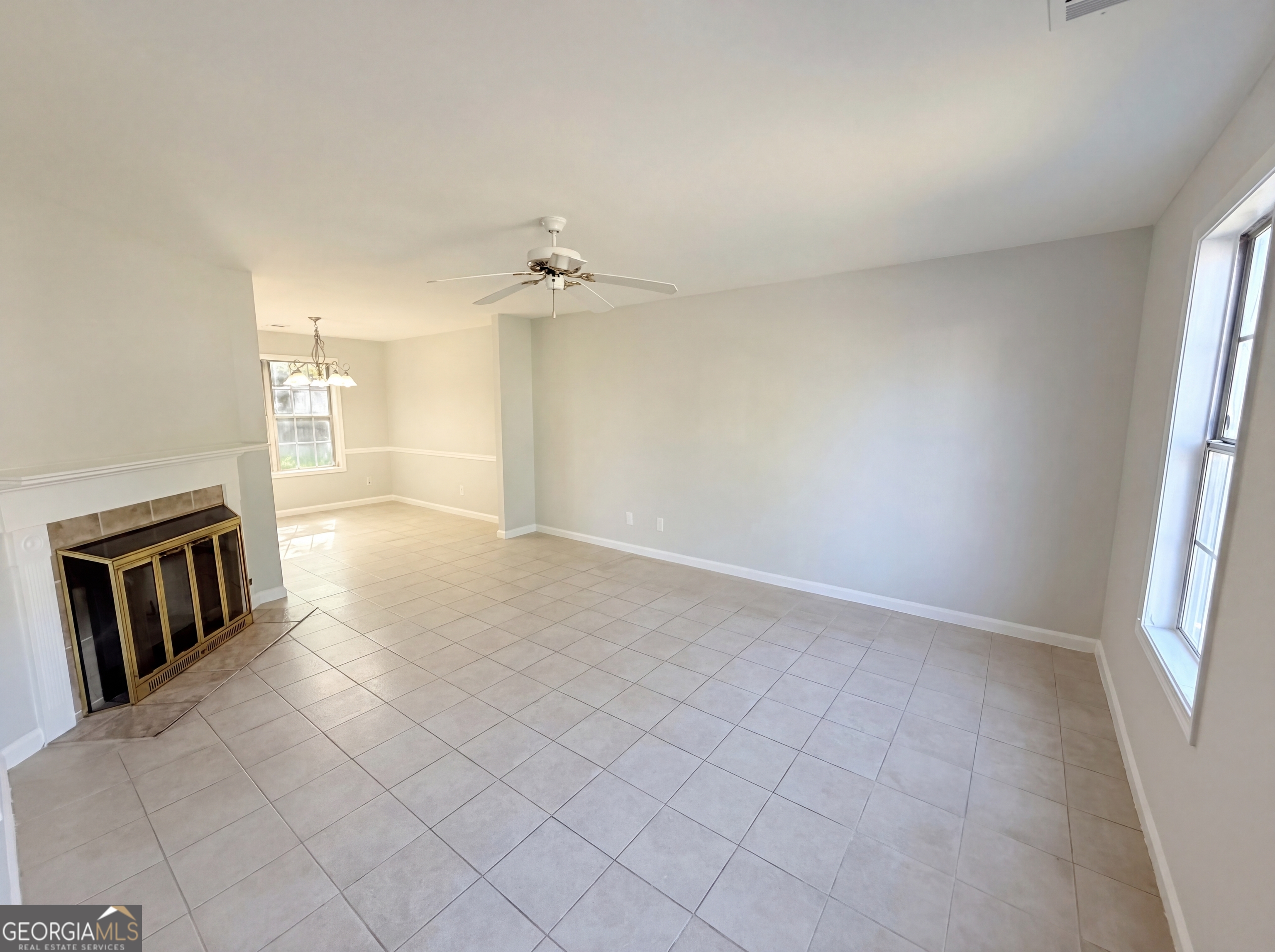 5690 Hollow Ridge LN