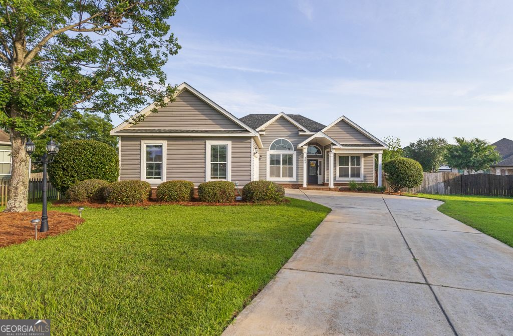 Photo of 205 Courthouse Lane, Warner Robins, GA 31088 (MLS # 10782541)