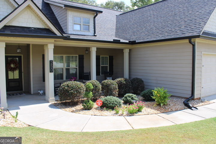250 Forrest DR