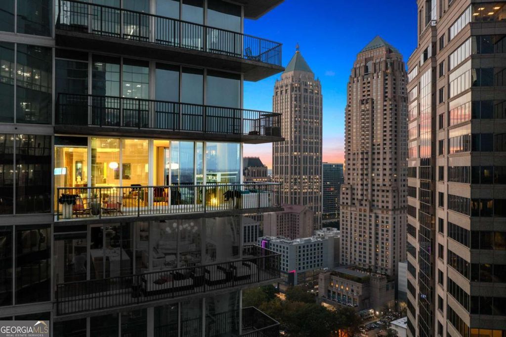 Photo of 1080 Peachtree Street NE #2503, Atlanta, GA 30309 (MLS # 10630513)