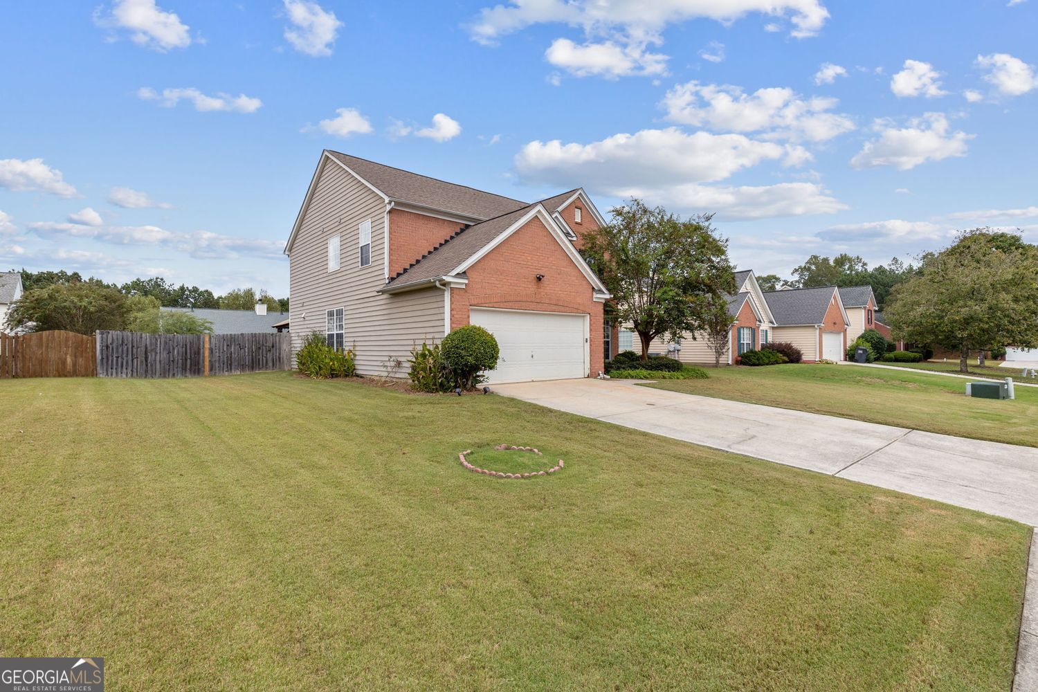 2144 Beacon Crest DR