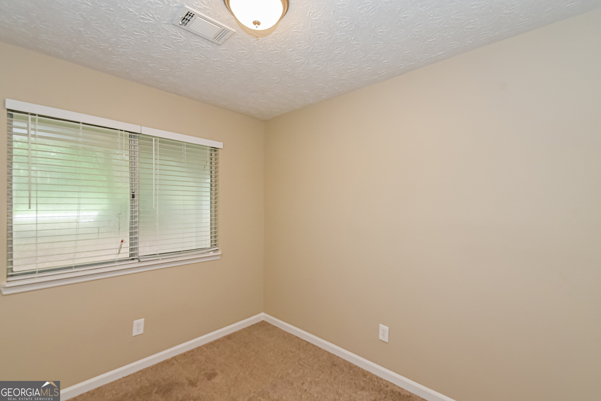 MARLBOROUGH - Residential Lease