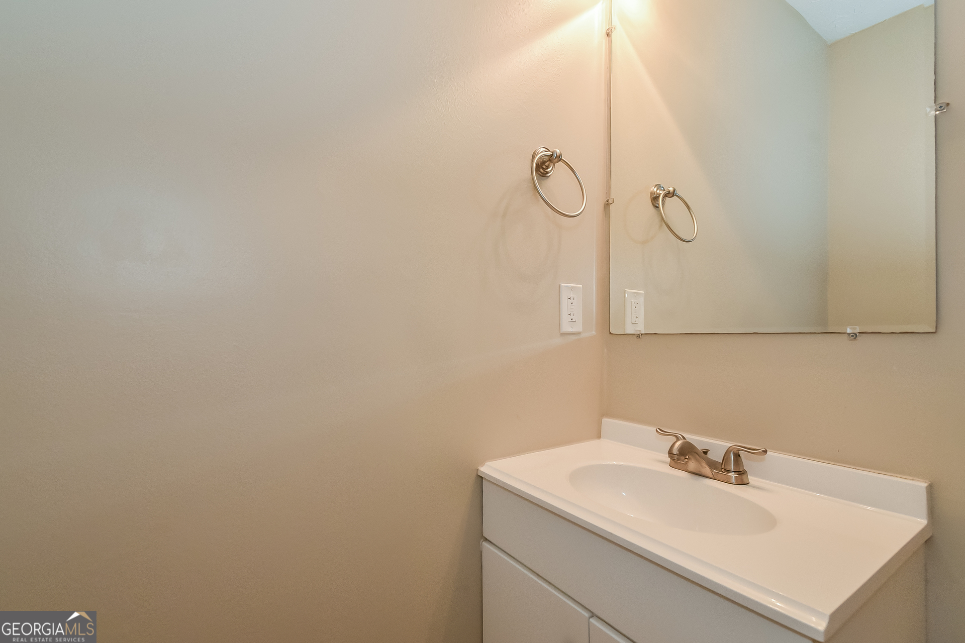 MARLBOROUGH - Residential Lease