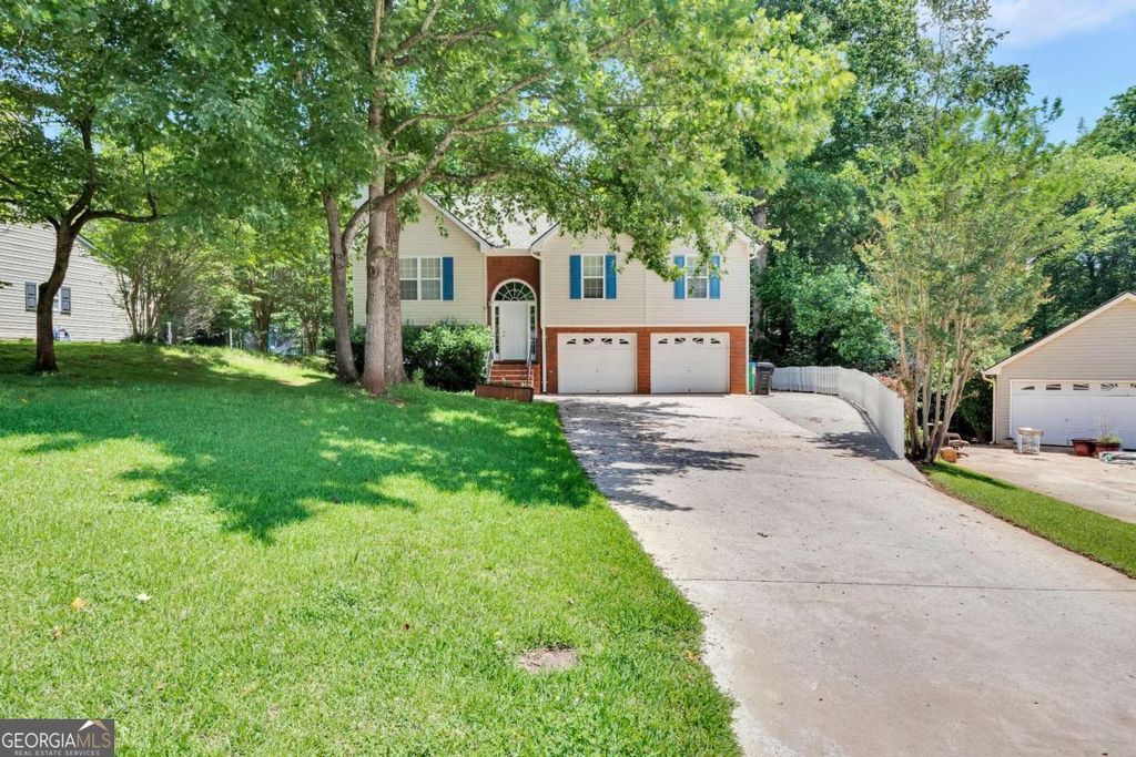 Photo of 7281 Plum Creek Drive, Gainesville, GA 30507 (MLS # 10776359)