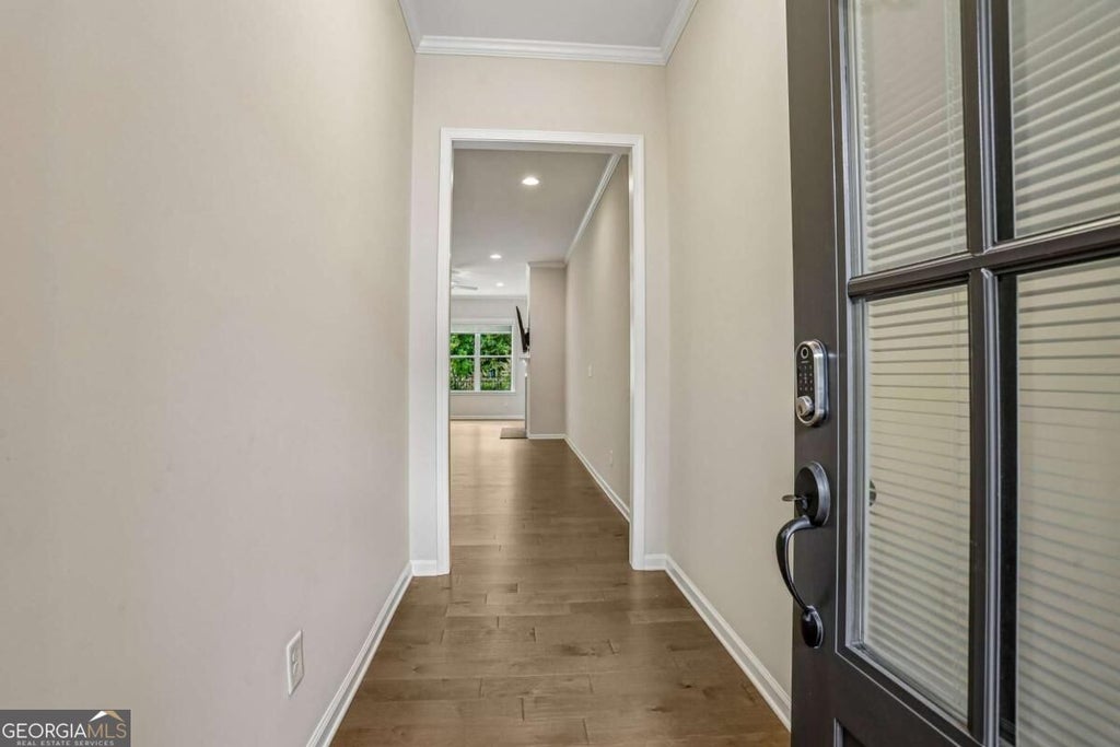 Photo of 20004 Windalier Way, Roswell, GA 30076 (MLS # 10881905)
