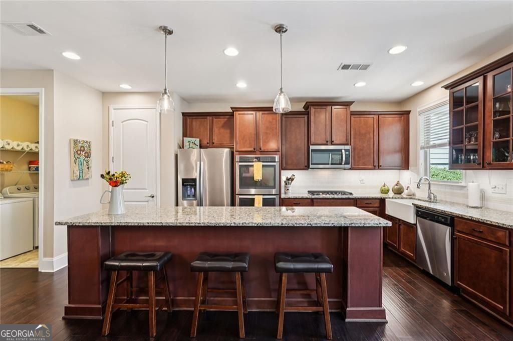 4225 Broadford DR