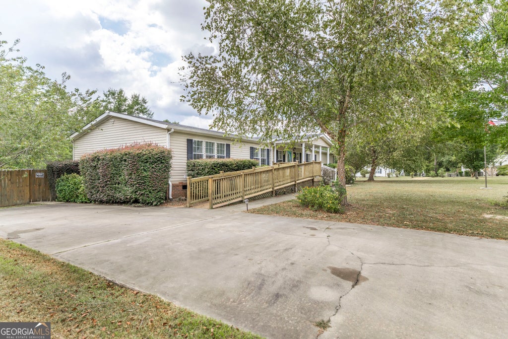 Photo of 302 Lacy Court, Macon, GA 31206 (MLS # 10847473)