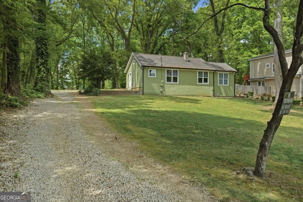 Photo of 3051 Springdale Rd, Hapeville, GA 30354 (MLS # 10872983)
