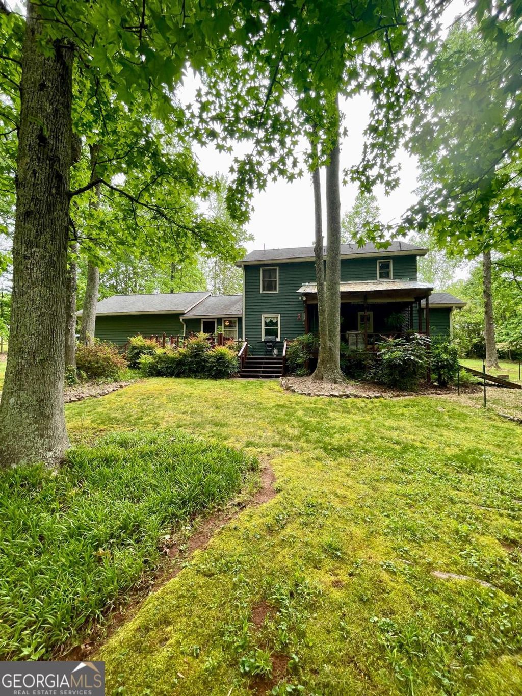 Photo of 409 Pine Lake Drive, Cumming, GA 30040 (MLS # 10756158)