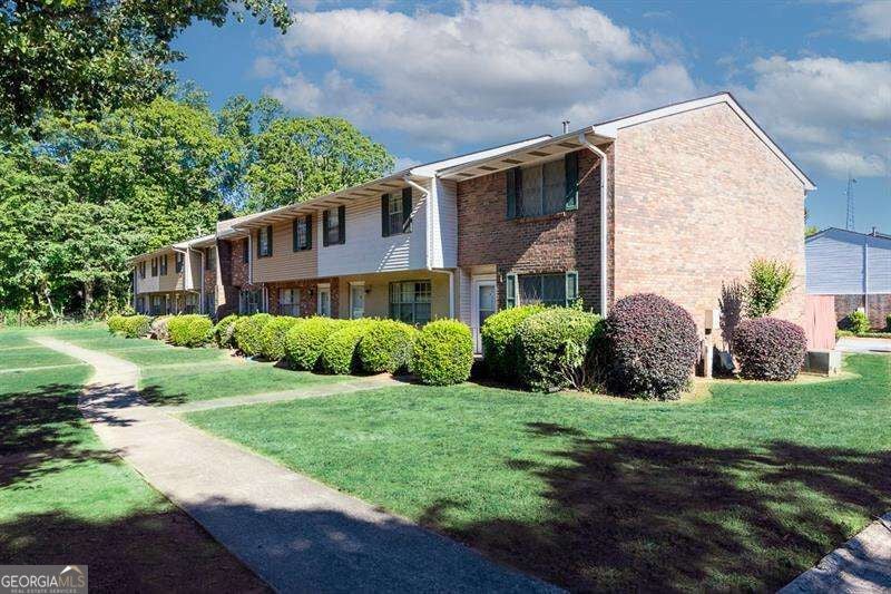 Photo of 501 Carlton Road #2E, Palmetto, GA 30268 (MLS # 10845913)