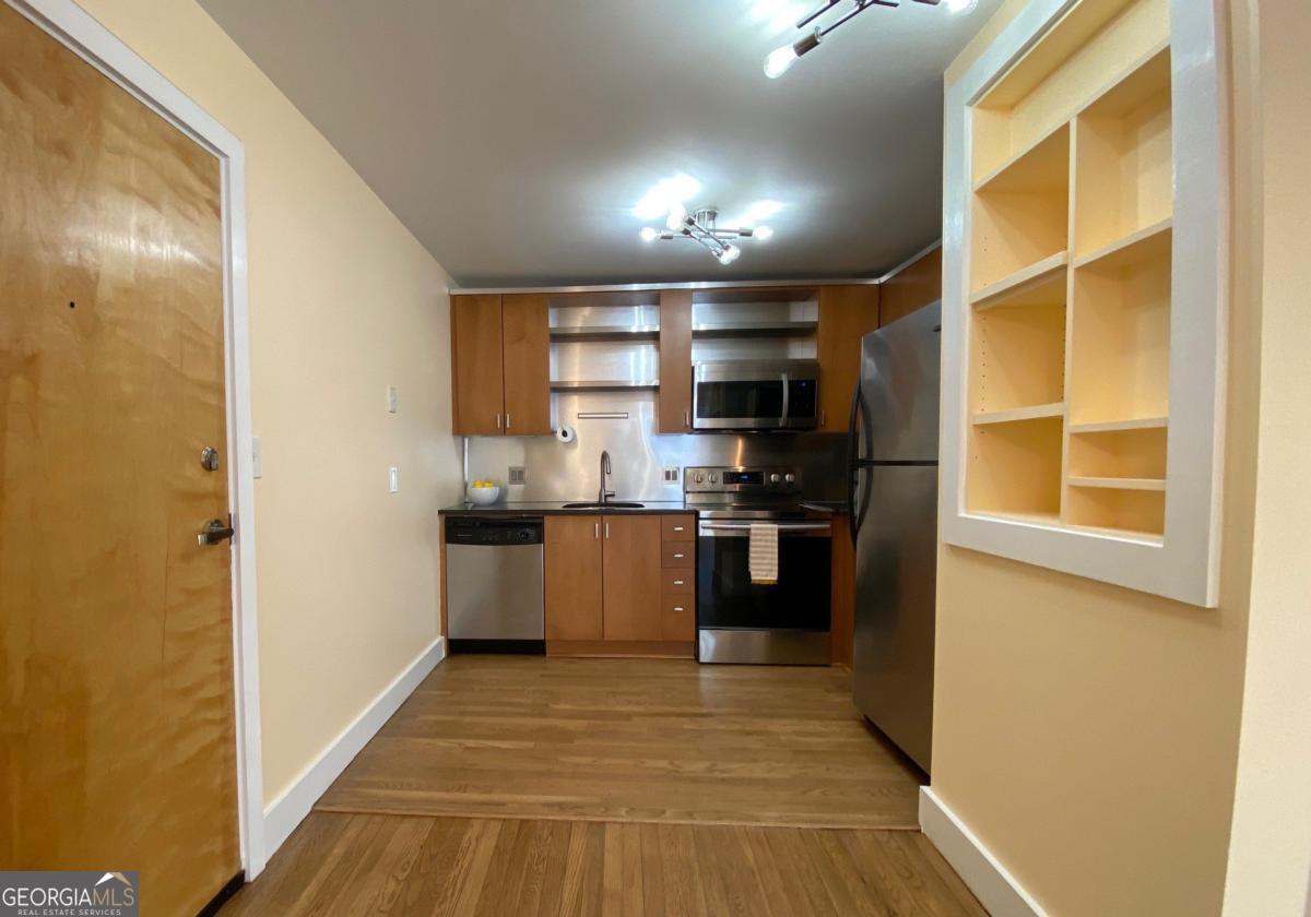 181 Powell ST SE 2