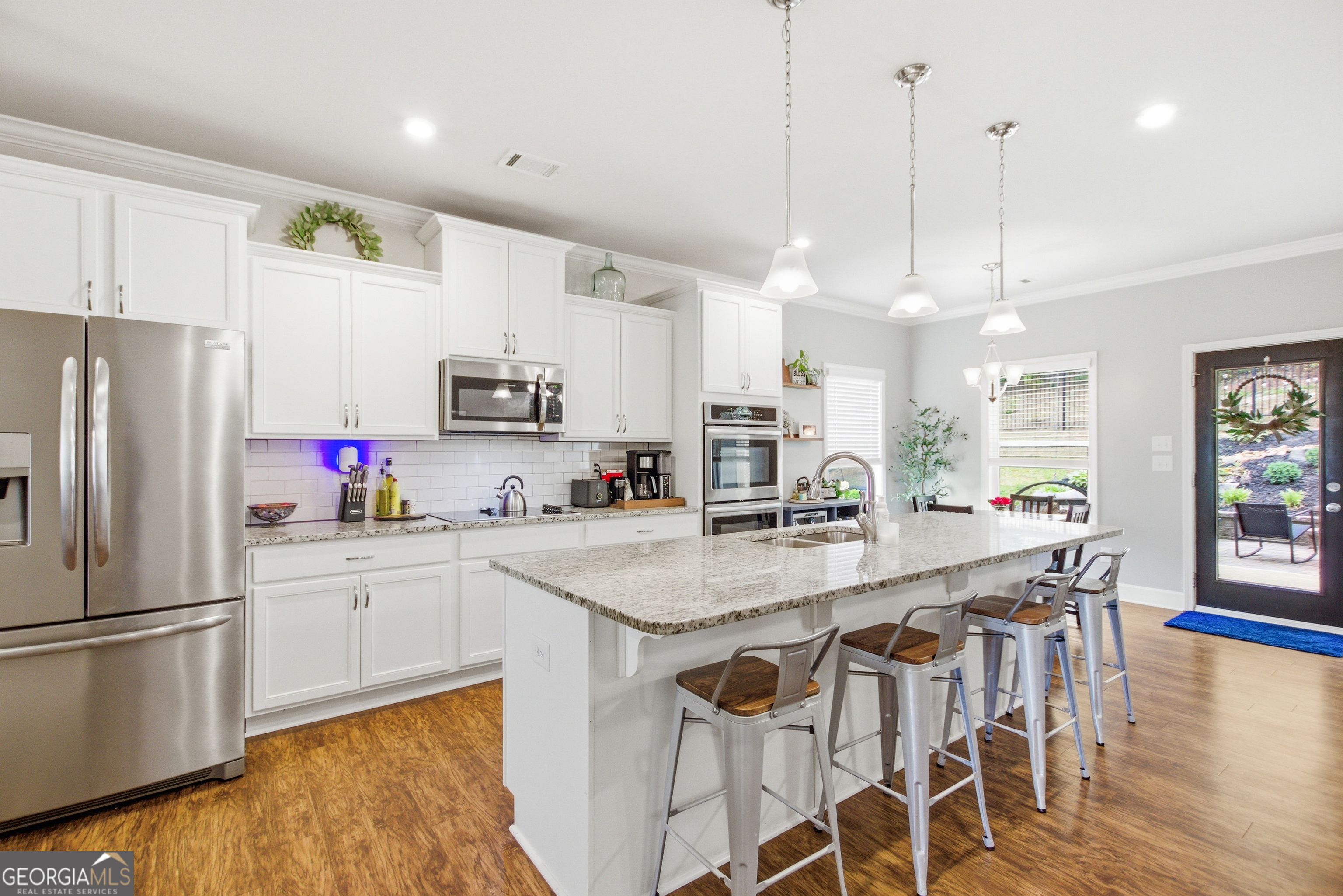 554 Huntington LN