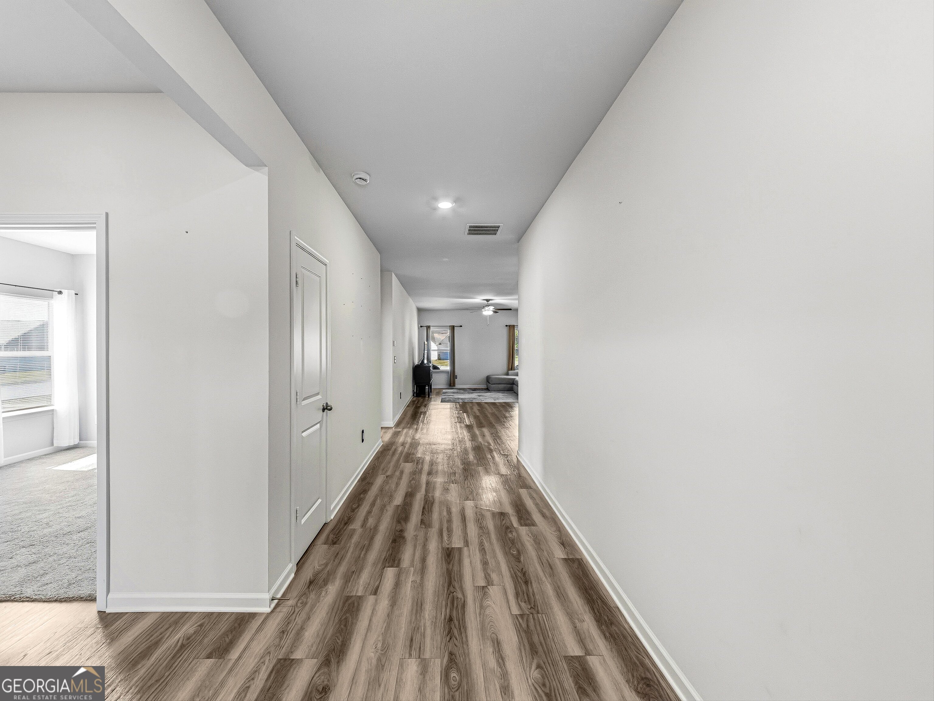 1183 Amadas DR