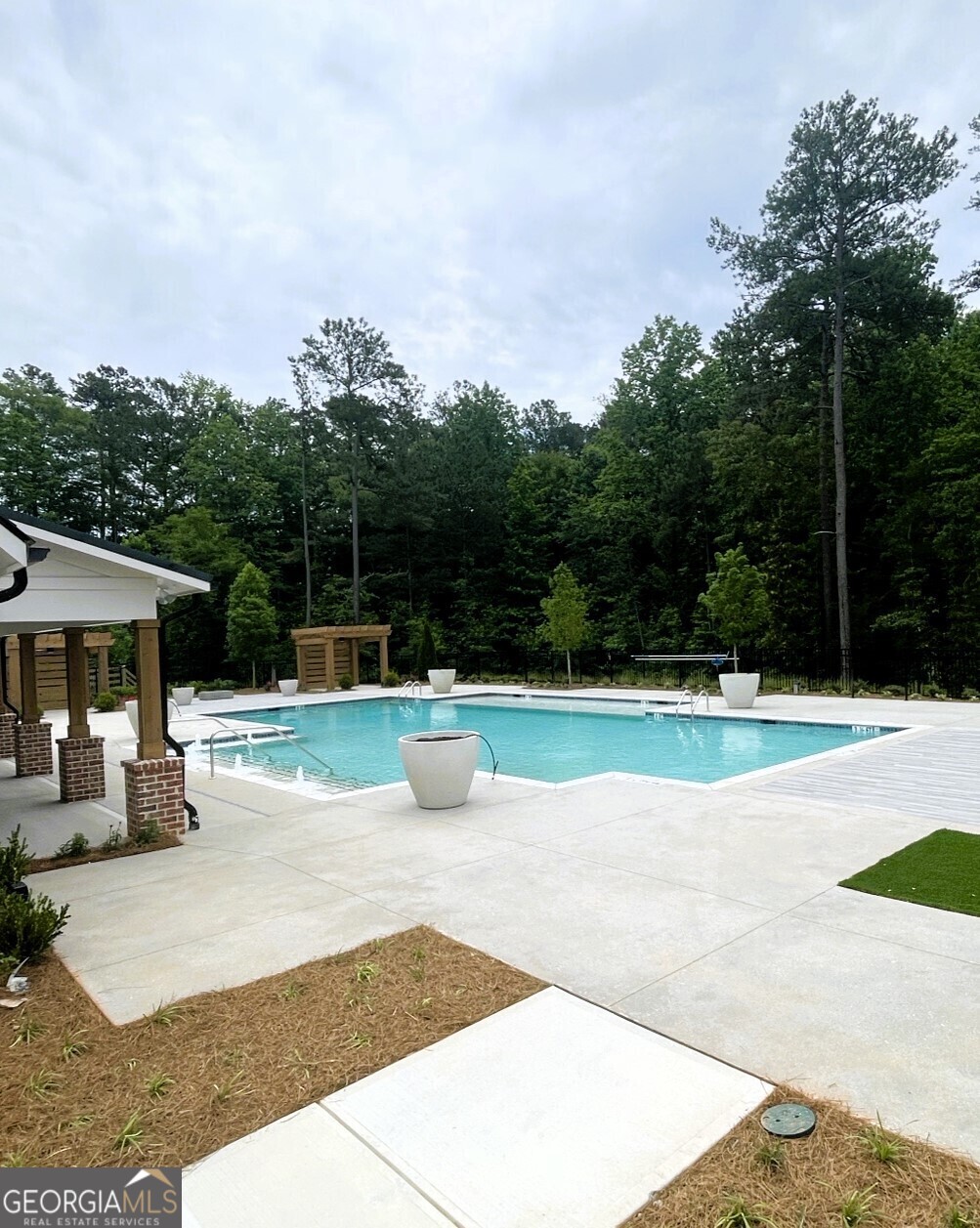 FREESTONE STATION - Residential