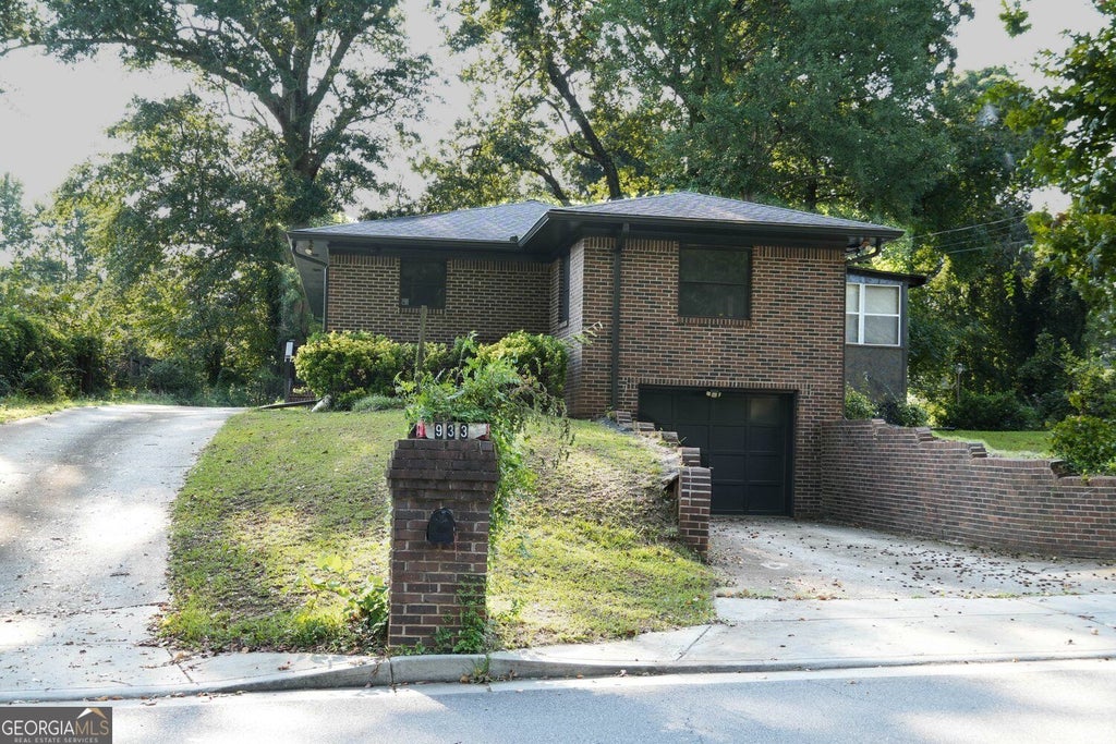 Photo of 933 Rowland Street, Clarkston, GA 30021 (MLS # 10856029)