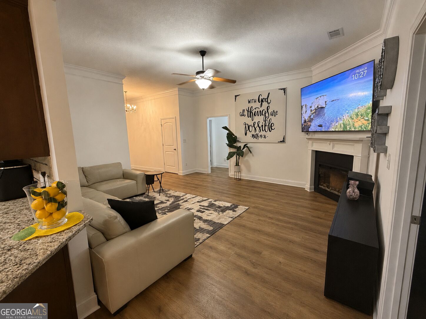 206 Lasso DR