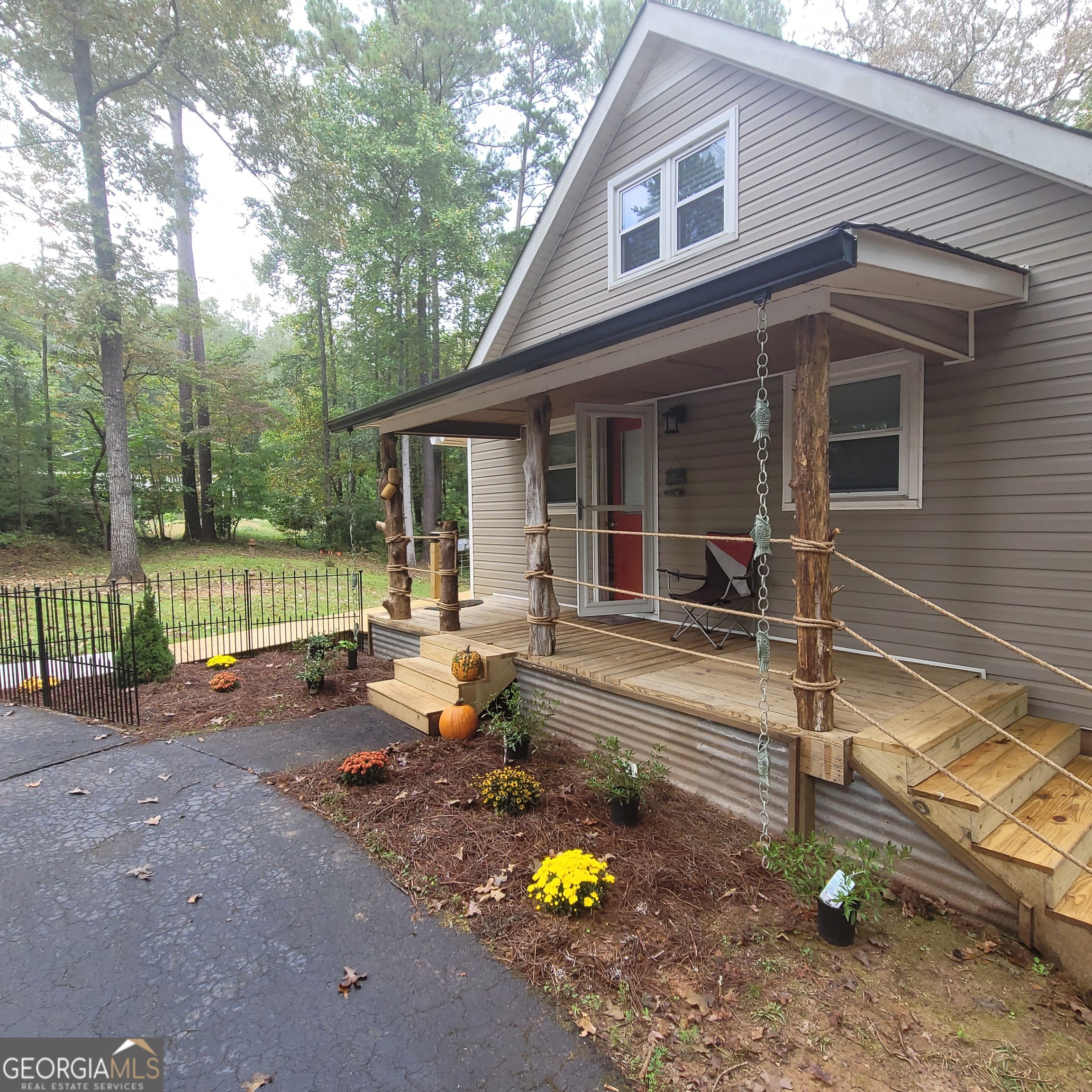 Listing image 4