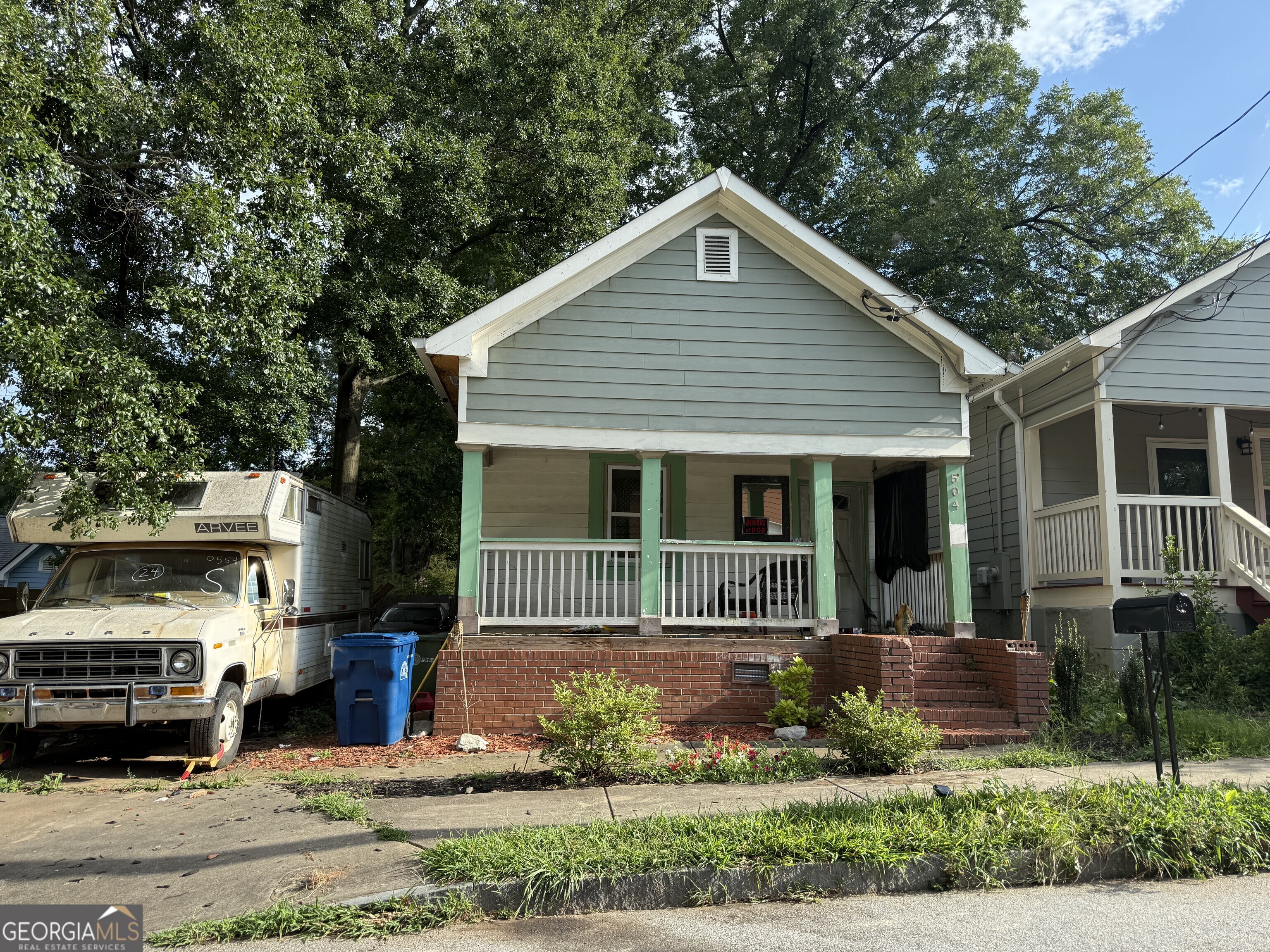 INVESTOR SPECIAL! INVESTOR SPECIAL! PRIME LOCATION FIXER-UPPER NEAR MERCEDES-BENZ STADIUM! Just Minutes from Downtown & the Beltline. Bring your vision and your toolbox this is your next BIG opportunity in one of Atlanta's most sought-after and rapidly transforming neighborhoods! Located just blocks from Mercedes-Benz Stadium, this diamond in the rough offers limitless potential for a savvy investor, rehabber, or developer ready to capitalize on the explosive growth of Atlanta's Westside. Please call before viewing property, seller has a dog on the front porch.