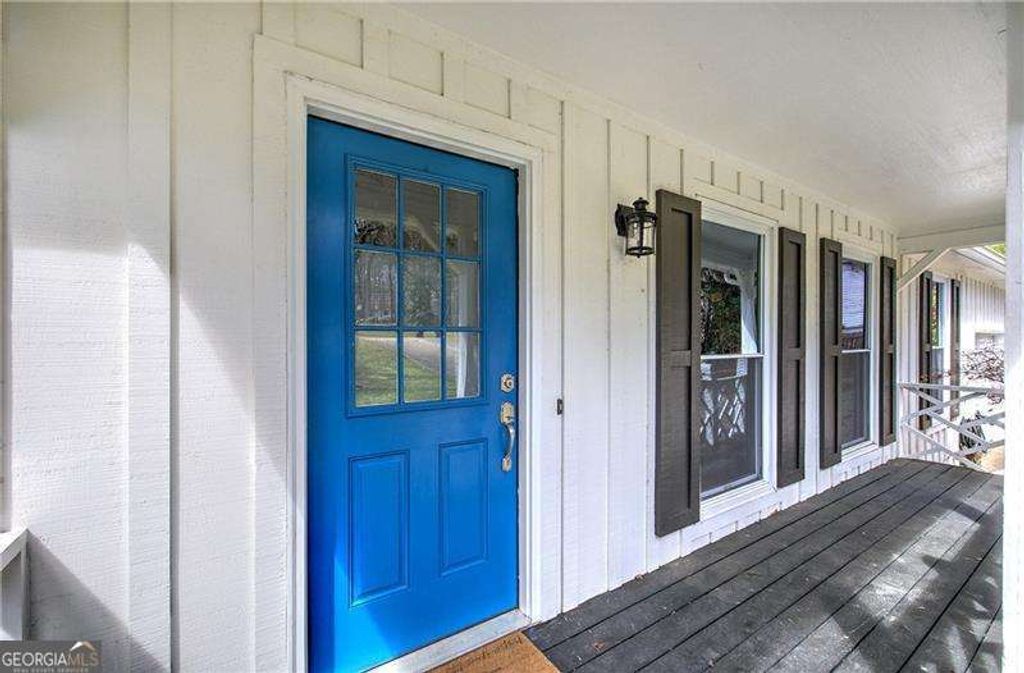 Photo of 120 Summerfield Drive, Alpharetta, GA 30022 (MLS # 10717954)