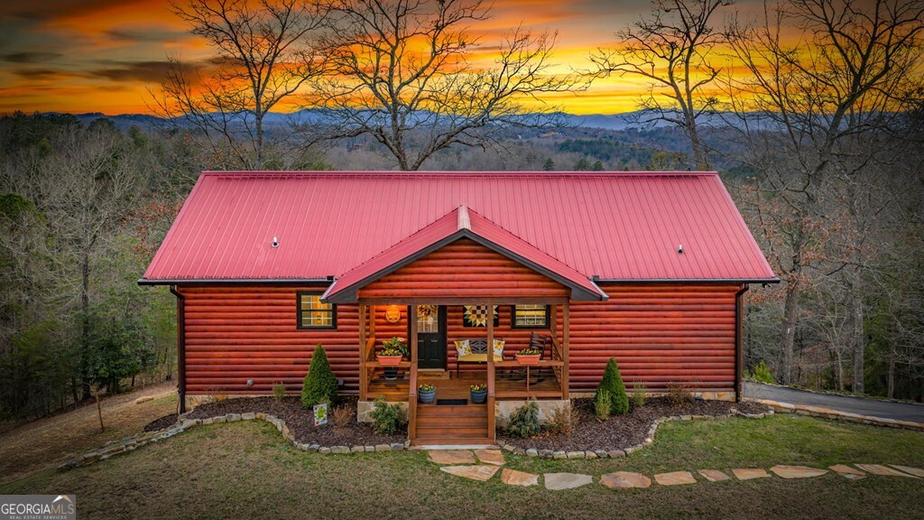 196 S Williamstown RDG