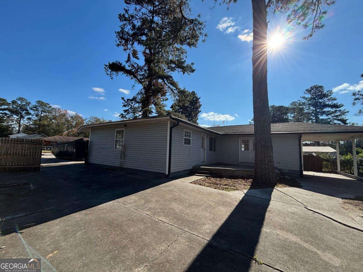 3585 Jonathan CIR