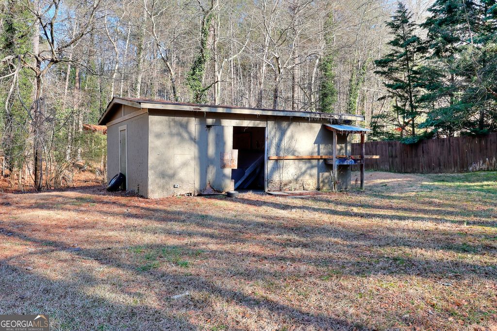 Photo of 1210 Lee Peters Road, Loganville, GA 30052 (MLS # 10679922)