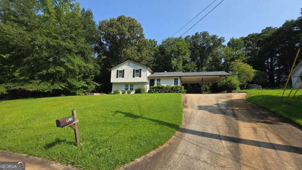 Photo of 912 SE Curry Circle, Conyers, GA 30094 (MLS # 10814016)