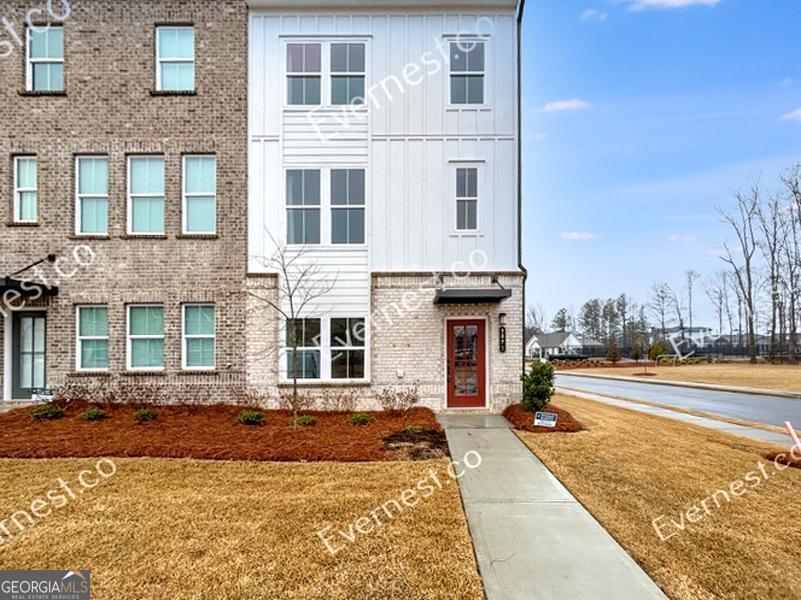 This beautiful townhome offers a spacious and bright living environment, perfect for those seeking both comfort and style. Natural light fills every room, enhancing the inviting atmosphere throughout the home. The living area features a cozy fireplace, creating a warm and relaxing space to unwind. The modern kitchen is designed for both functionality and style, featuring an island, refrigerator, stove/oven, dishwasher, microwave, and garbage disposal. Whether you're preparing meals or entertaining guests, this space is perfect for everyday convenience. With three well-sized bedrooms and two and a half baths, this home provides plenty of space for relaxation and privacy. The included washer and dryer make laundry easy and accessible. Step outside onto the deck and enjoy a peaceful outdoor retreat, ideal for morning coffee or evening relaxation. A two-car garage offers ample parking and additional storage. The home also includes electric water, a heater, and central cooling to ensure year-round comfort. Don't miss the chance to make this exceptional townhome your haven! 1 Gig internet service for $65.95/month. Please confirm service availability with our team before activation. Pets: 1 Pet under 40lbs Residents are responsible for all utilities. Application; administration and additional fees may apply Pet fees and pet rent may apply All residents will be enrolled in Resident Benefits Package (RBP) for $49.99/month and the Building Protection Plan of $11/month which includes credit building, HVAC air filter delivery (for applicable properties), move-in concierge service, on-demand pest pest control, and much more! Contact your leasing agent for more information. A security deposit will be required before signing a lease. The first person to pay the deposit and fees will have the opportunity to move forward with a lease. You must be approved to pay the deposit and fees. Beware of scammers! Evernest will never request you to pay with Cash App, Zelle, Facebook, or any third party money transfer system. This property allows self guided viewing without an appointment. Contact for details. *PLEASE APPLY HERE https://www.evernest.co/how-do-i-apply*