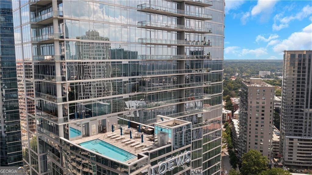 1065 Midtown Loews - Residential