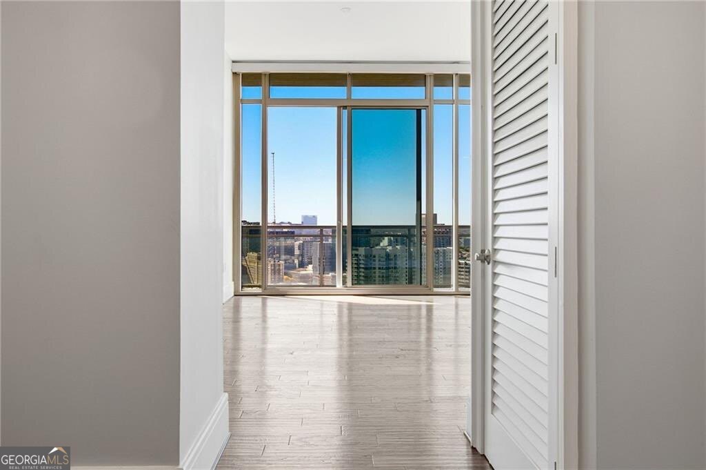 1065 Midtown Loews - Residential