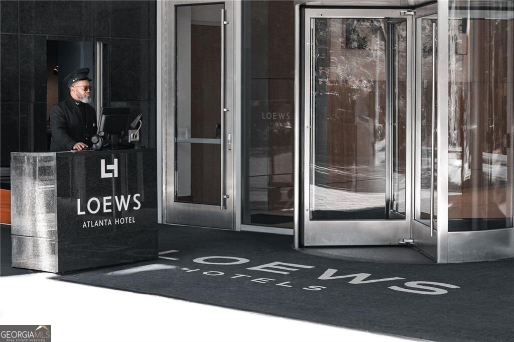 1065 Midtown Loews - Residential