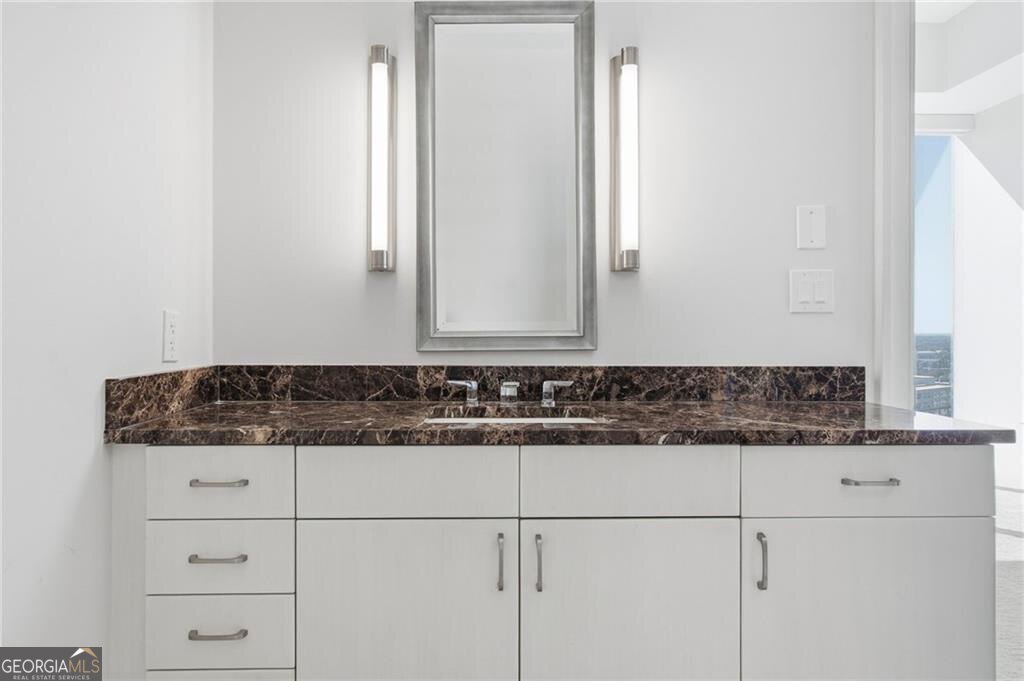 1065 Midtown Loews - Residential