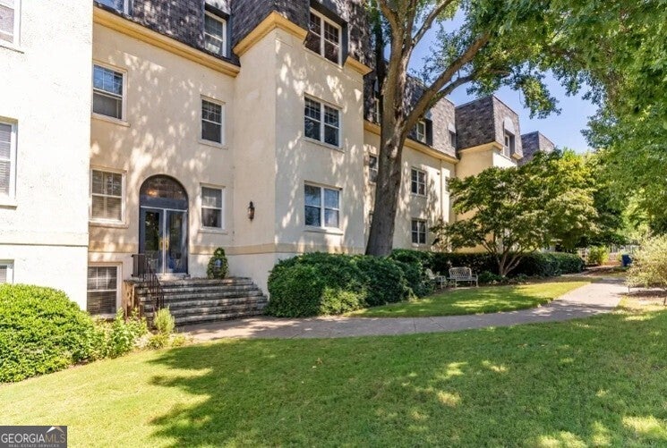 Photo of 1230 Piedmont Avenue NE #APT 404, Atlanta, GA 30309 (MLS # 10820907)
