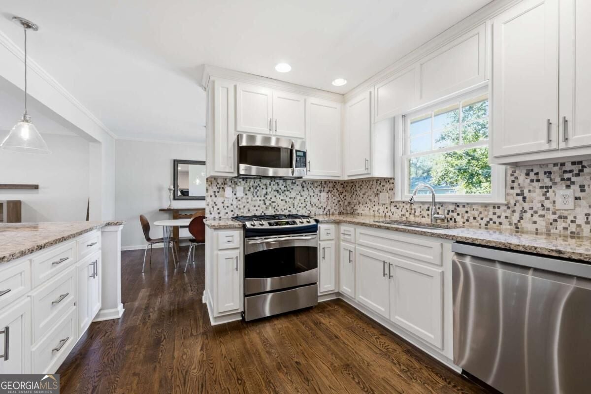 4946 Village Creek DR